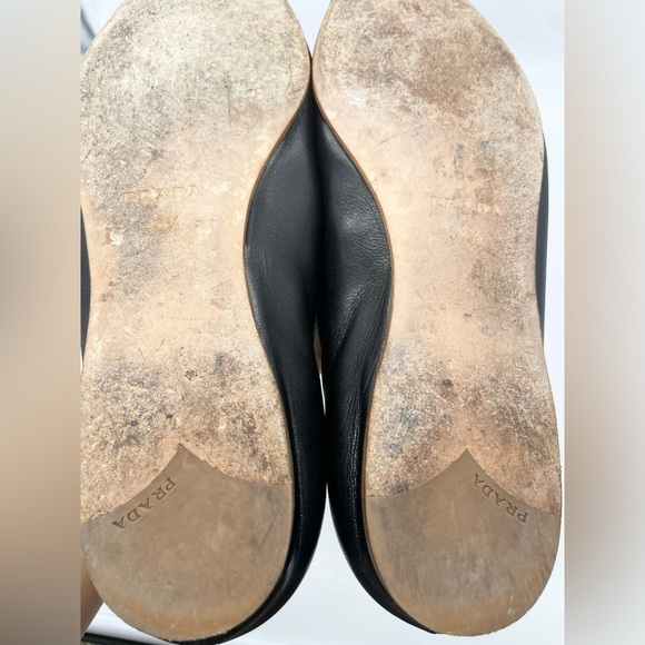 Prada black soft leather bow tie pointed toe ballet flats EU 38.5 - Picture 9 of 11